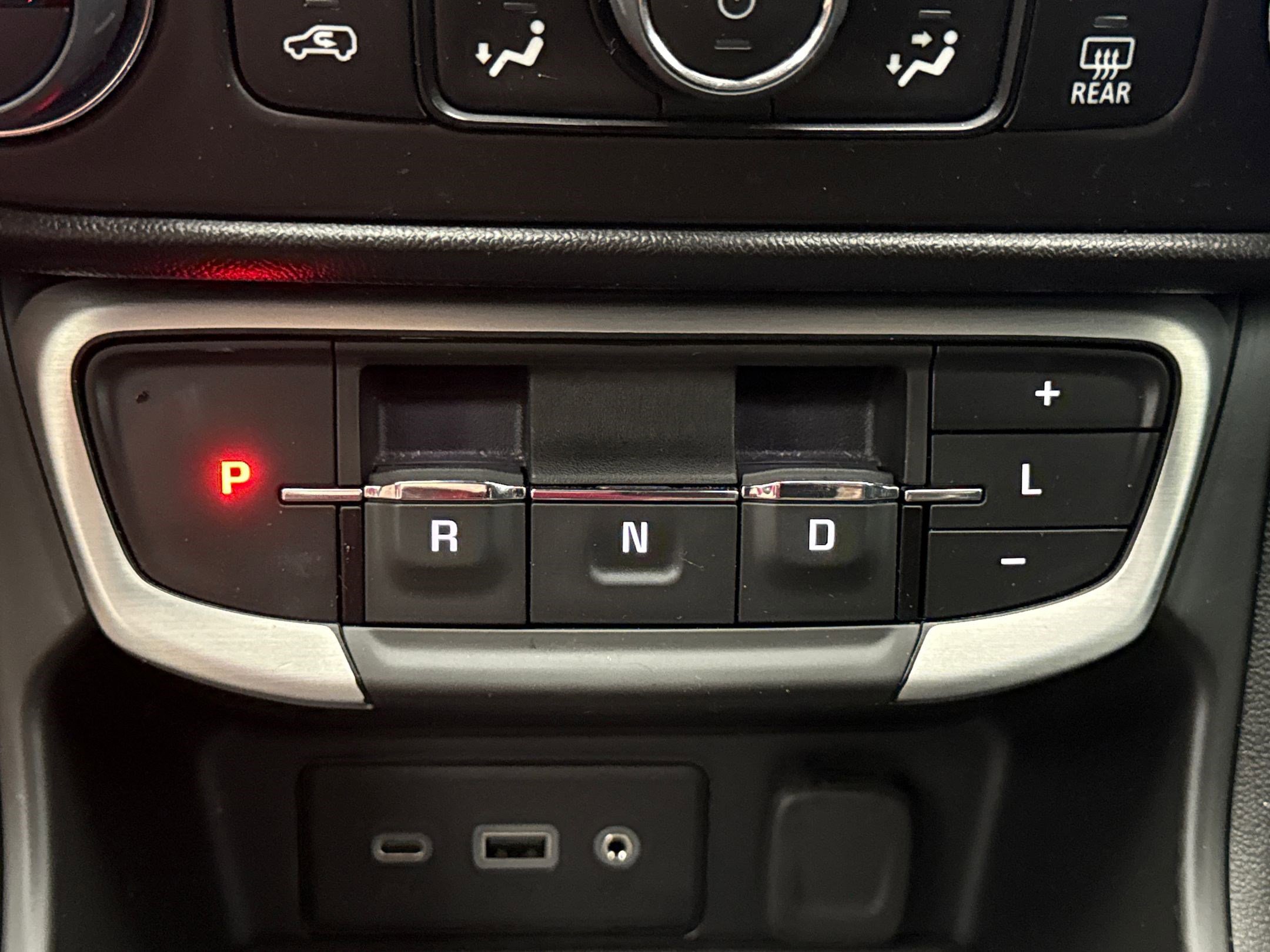 2024 Gmc Terrain SLE photo 18
