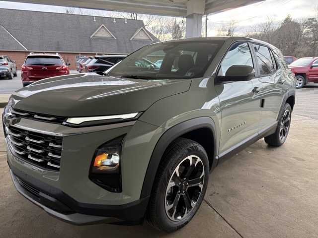 2026 Chevrolet Equinox LT's photo