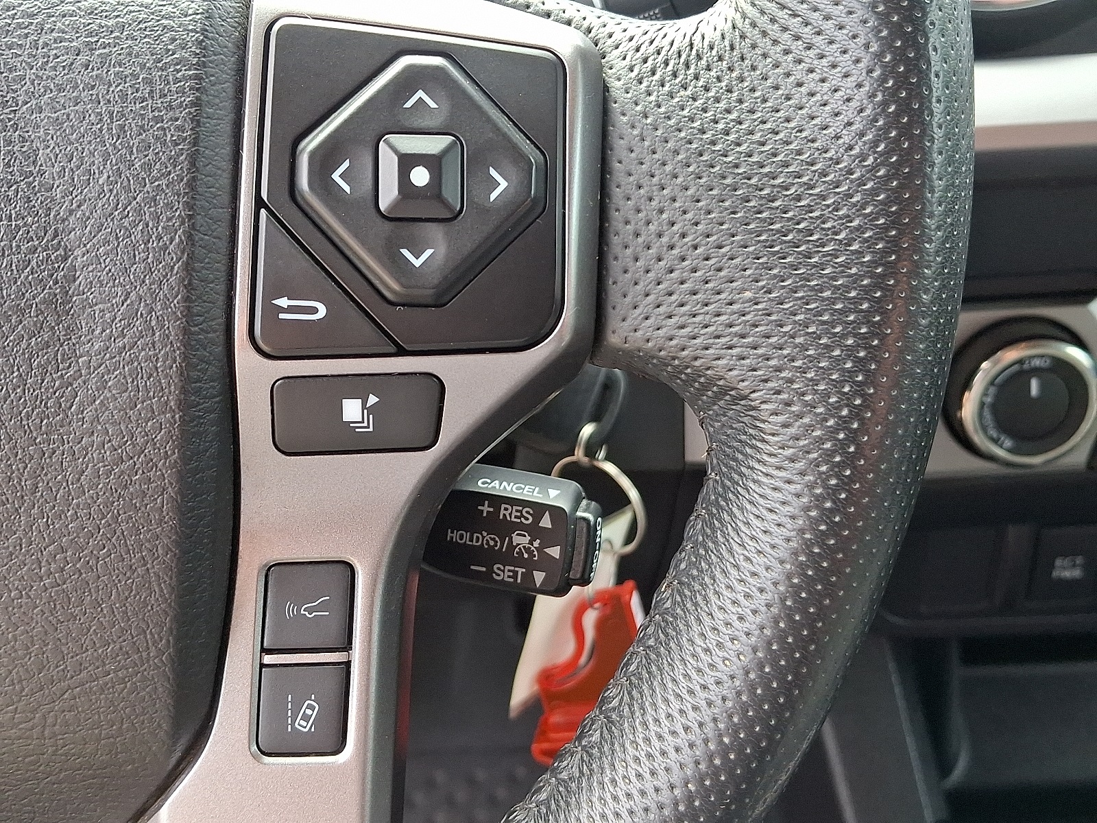 2022 Toyota Tacoma SR5 photo 22