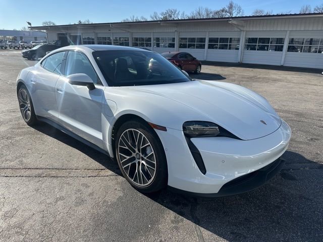 2020 Porsche Taycan S's photo