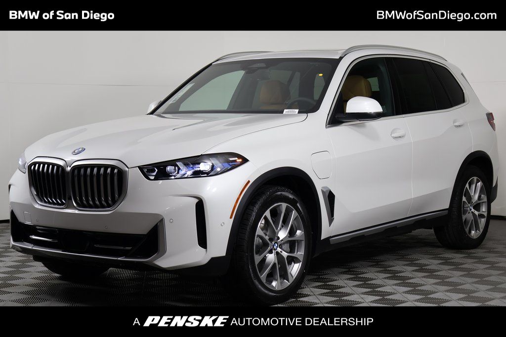 2026 BMW X5 50e's photo