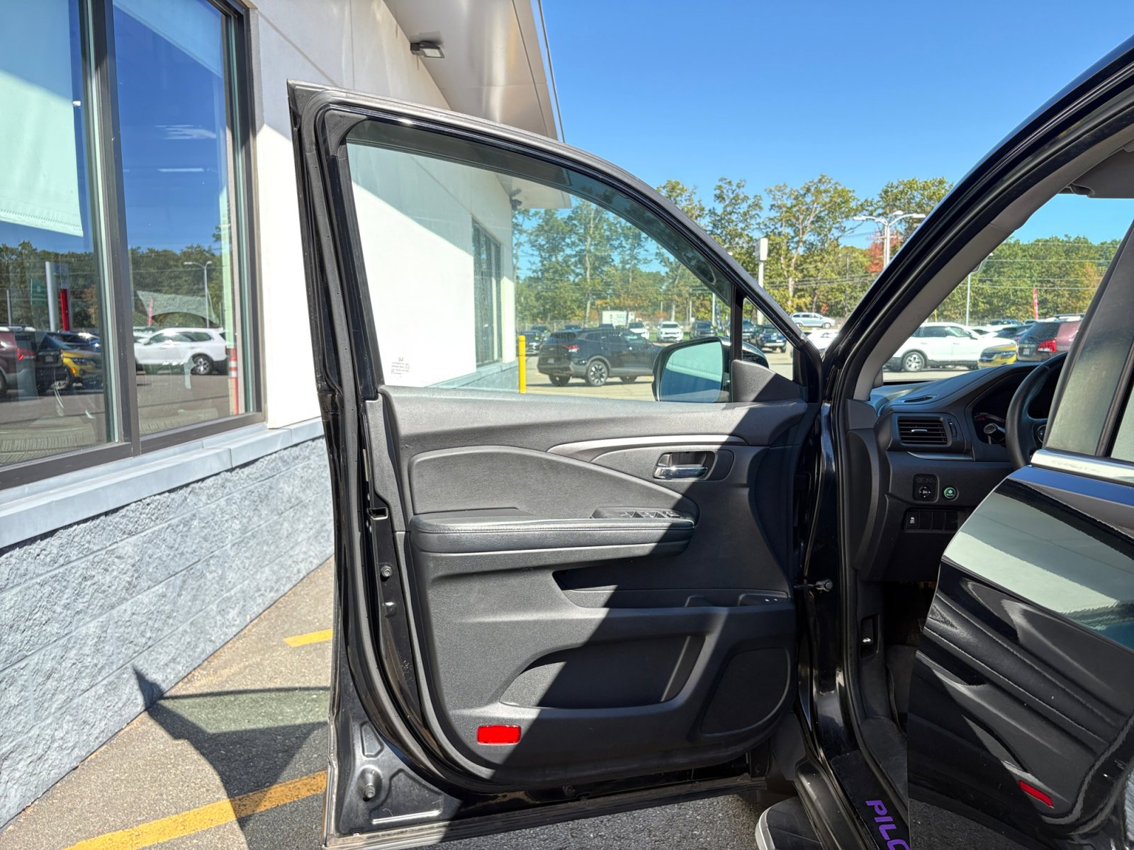 2016 Honda Pilot EX-L photo 25