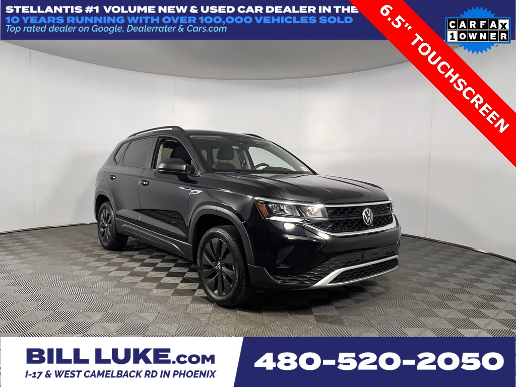 2024 Volkswagen Taos S's photo