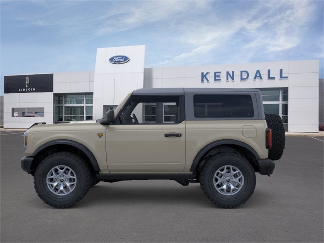 2025 Ford Bronco Badlands photo 3