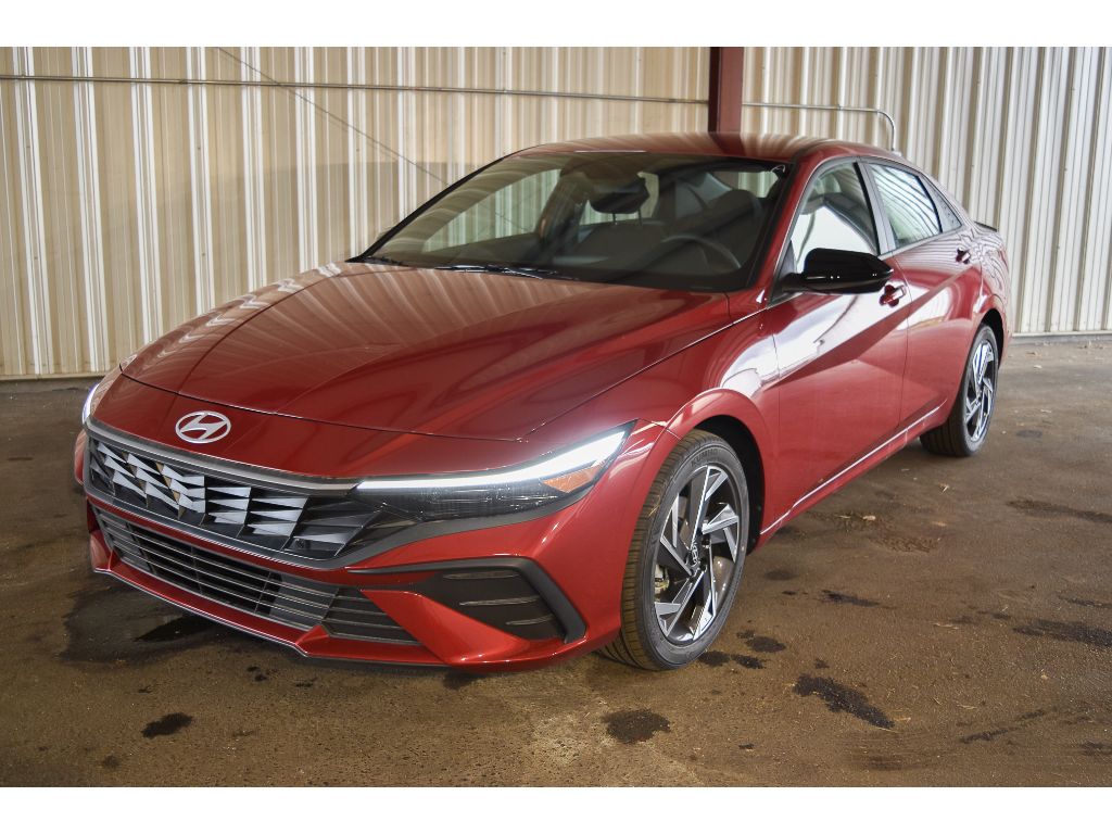 2025 Hyundai Elantra SEL Sport photo 3
