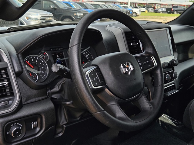 2025 Ram 1500 Tradesman photo 9