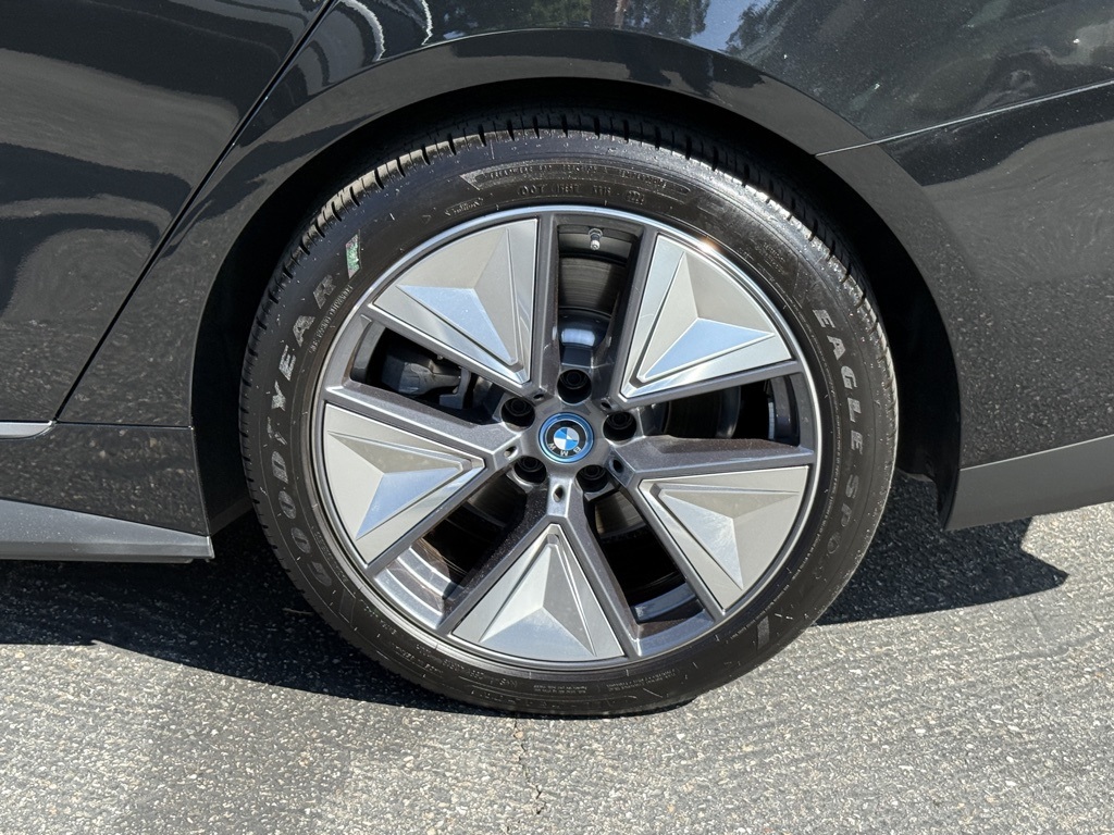 2024 Bmw i4 eDrive40 photo 9