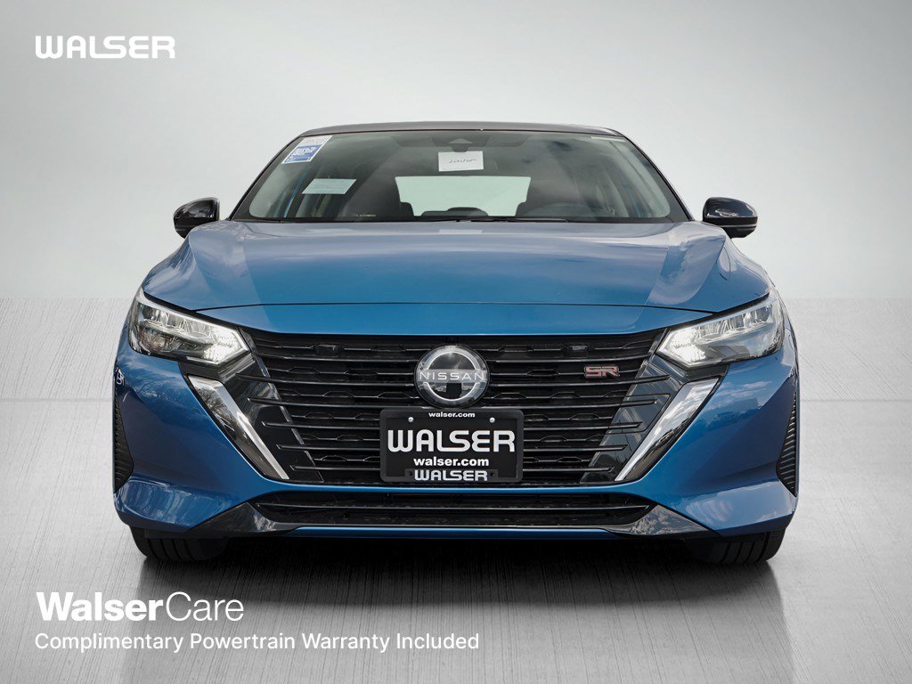 2025 Nissan Sentra SR photo 2
