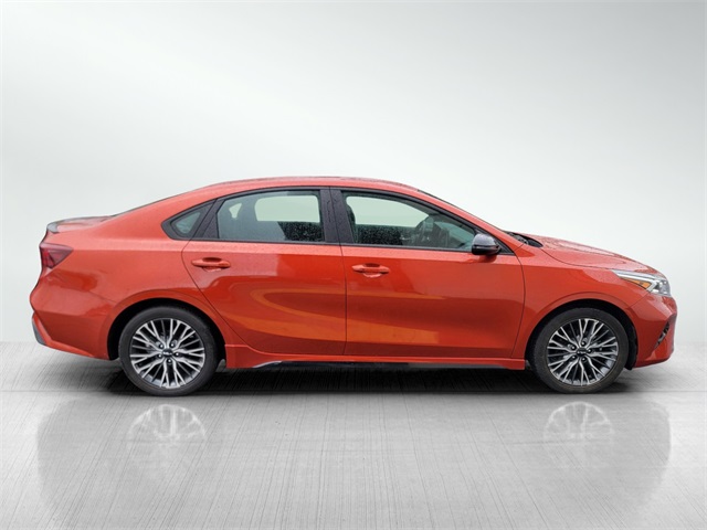 2023 Kia Forte GT-Line photo 3
