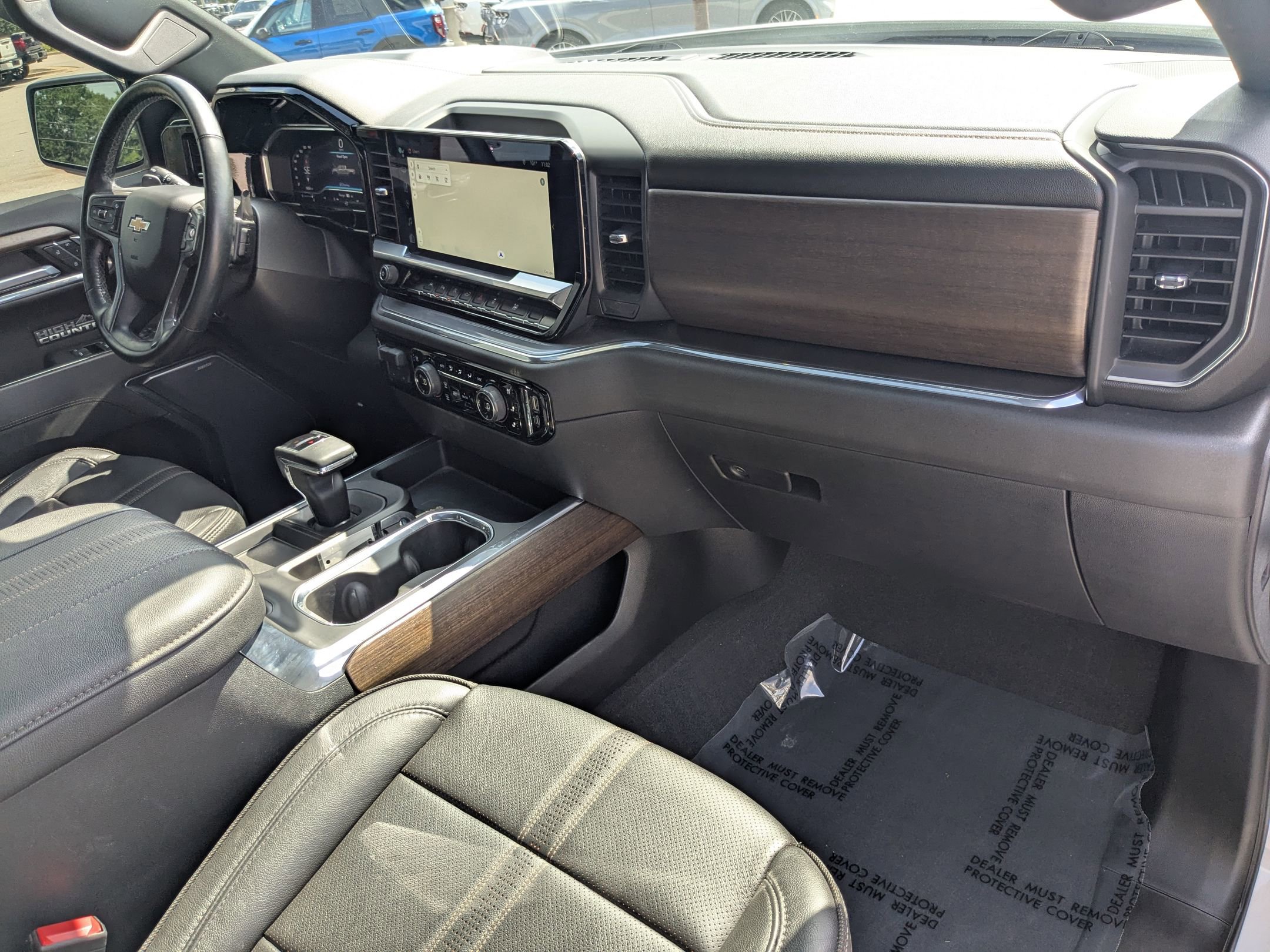 2023 Chevrolet Silverado 1500 High Country photo 39