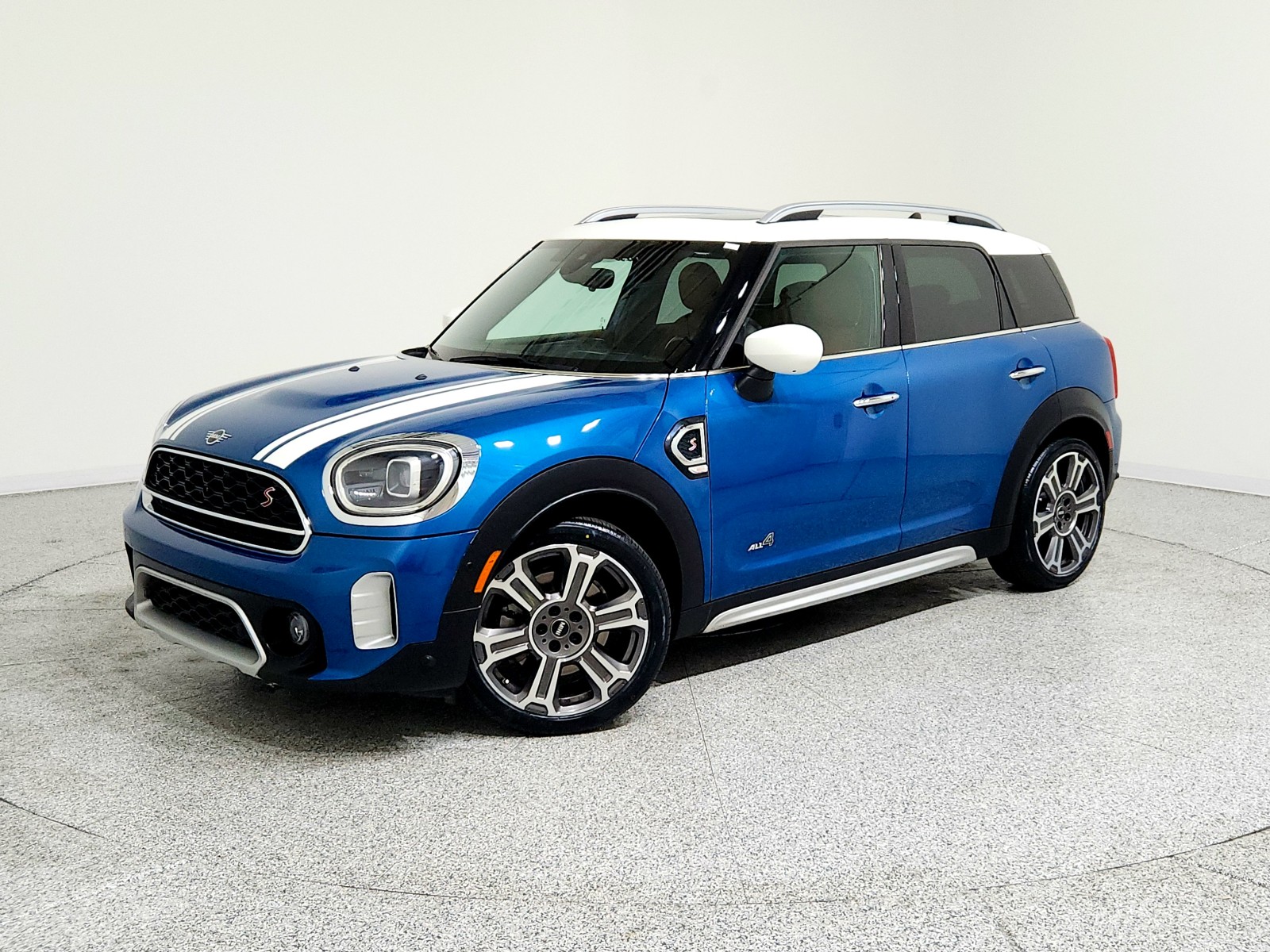 2023 MINI Countryman S's photo