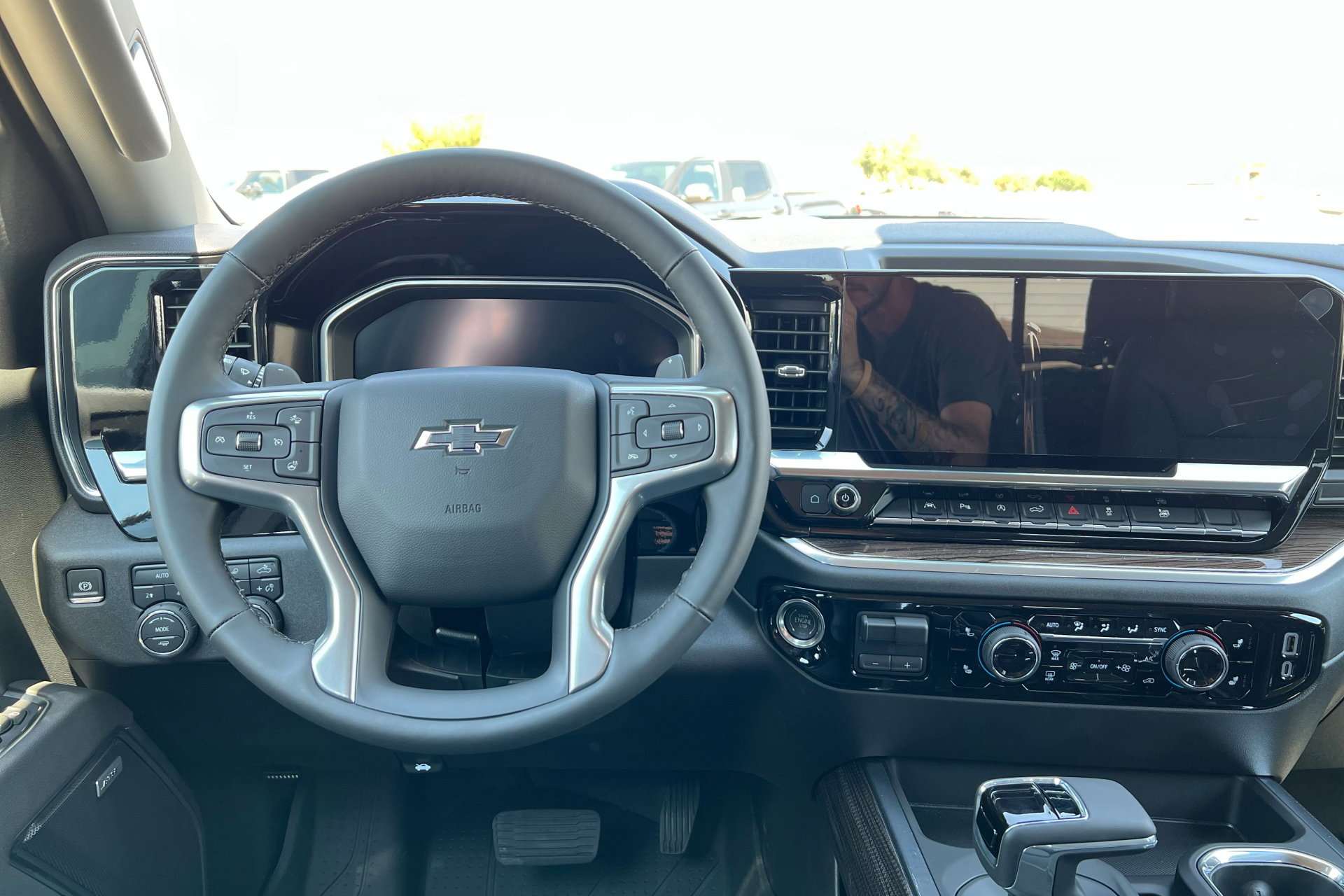 2026 Chevrolet Silverado 1500 RST photo 12