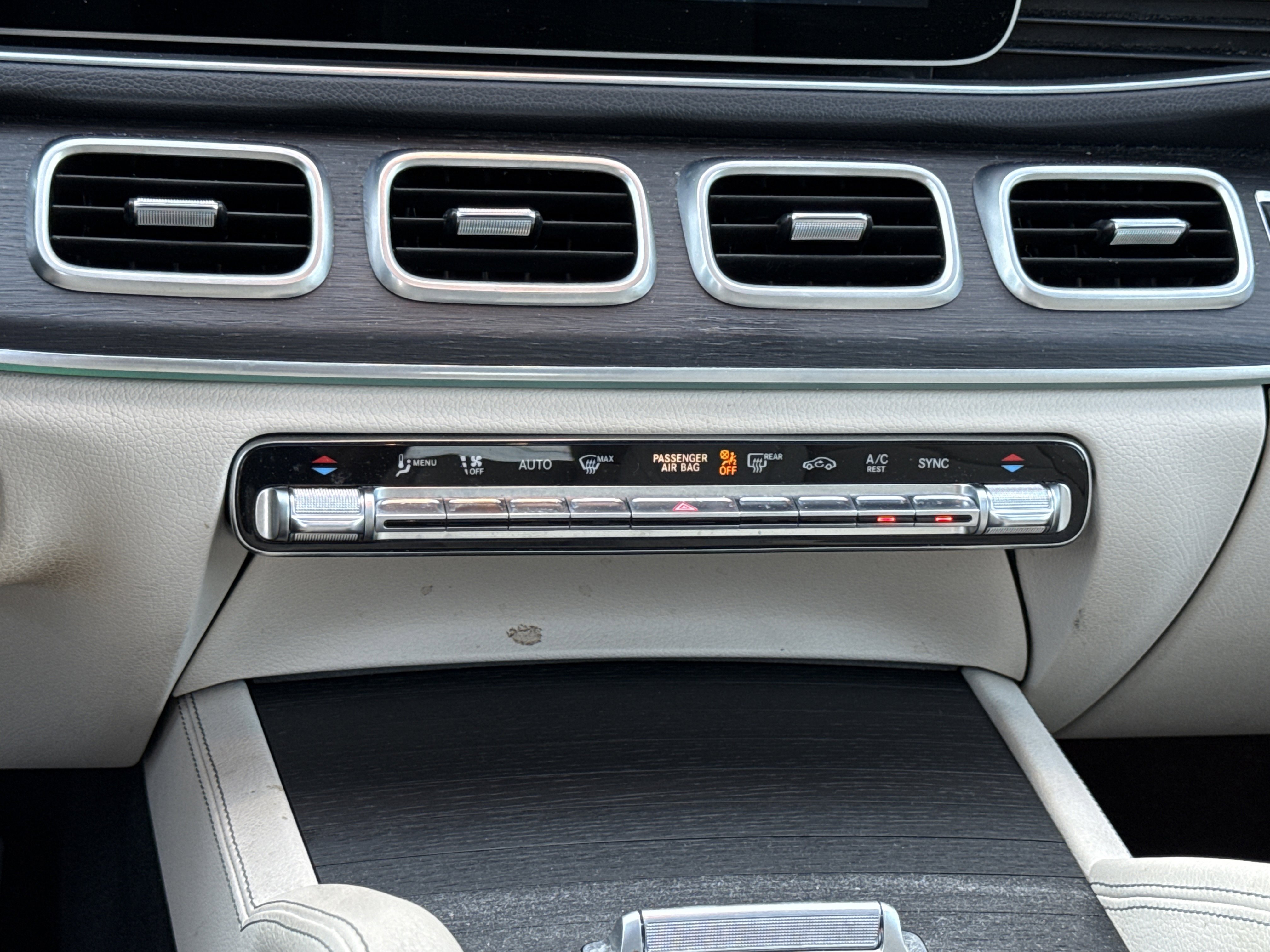 2021 Mercedes Benz GLE 350 photo 3