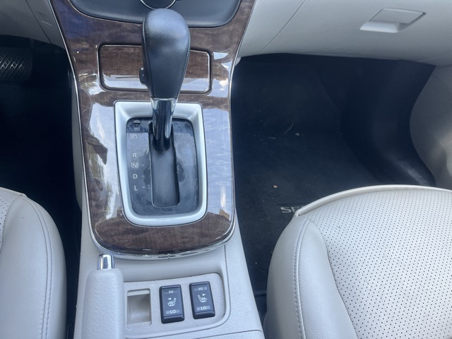 2015 Nissan Sentra SL photo 18
