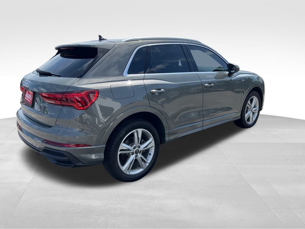 2021 Audi Q3 S line Premium Plus photo 5