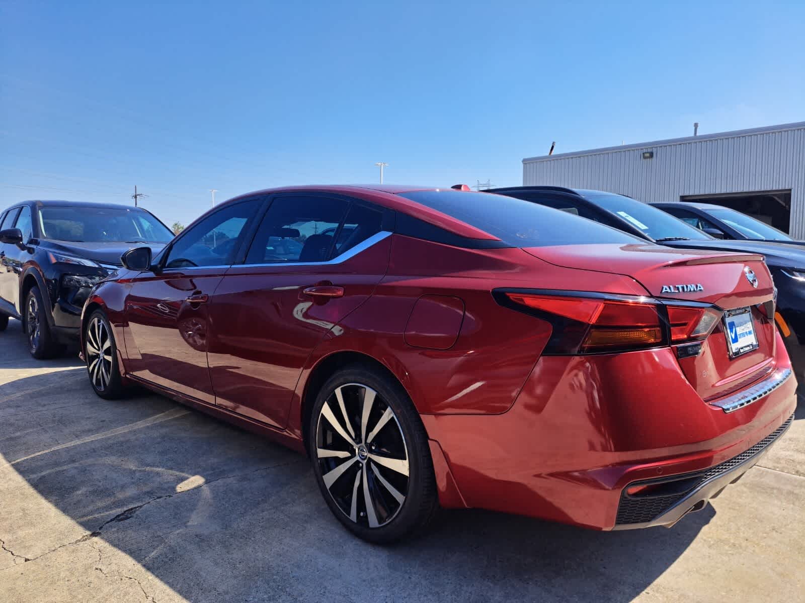 2020 Nissan Altima 2.5 SR photo 5