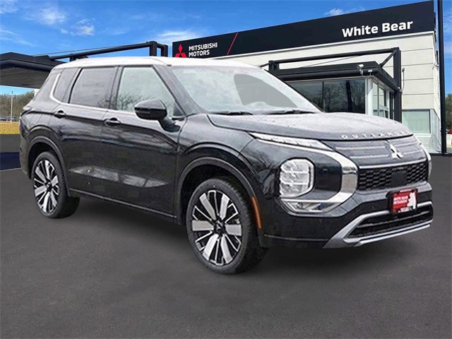 2025 Mitsubishi Outlander SEL Platinum Edition's photo