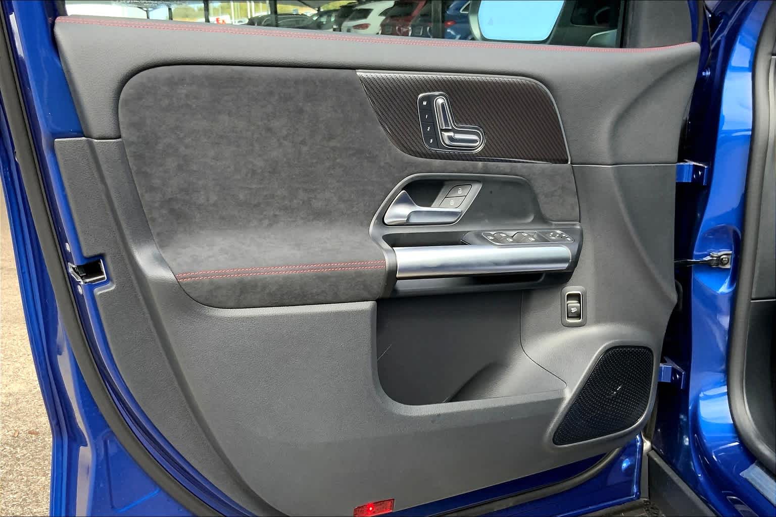 2025 Mercedes Benz GLA 250 photo 14