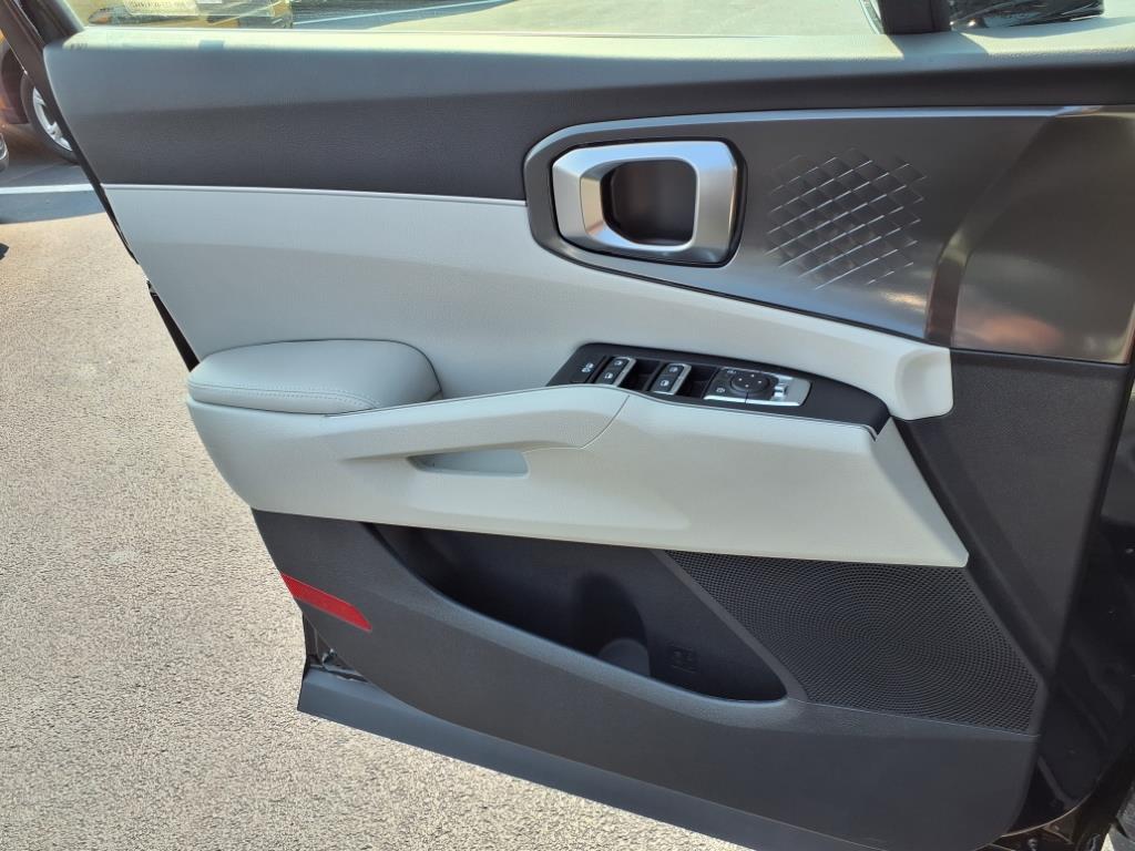 2025 Kia Sorento EX photo 17