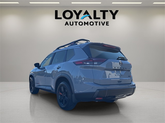 2025 Nissan Rogue SV photo 3