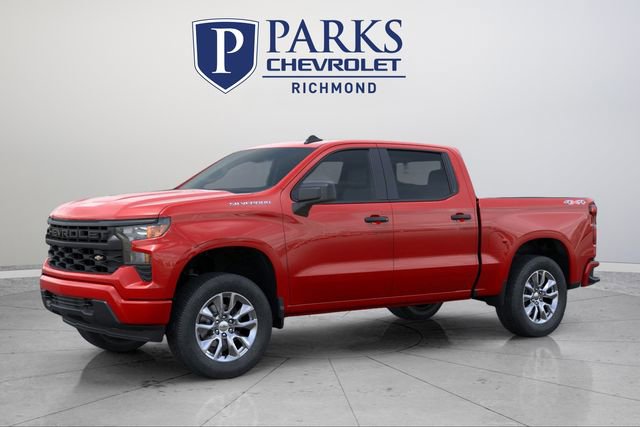 2025 Chevrolet Silverado 1500 Custom photo 2