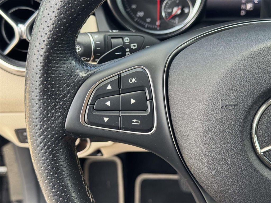 2020 Mercedes Benz GLA 250 4MATIC photo 21
