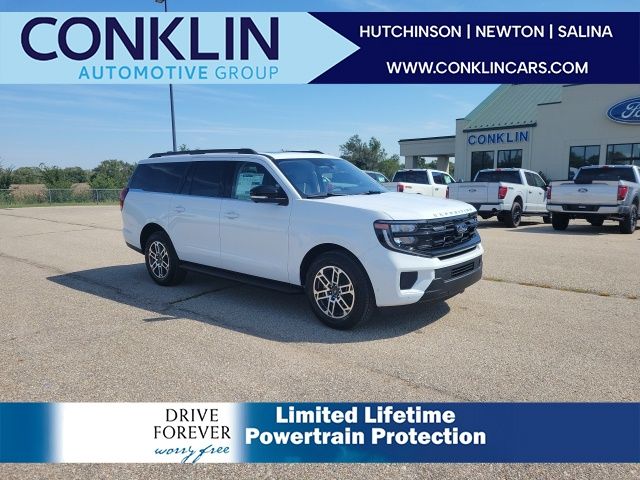 2025 Ford Expedition Active's photo