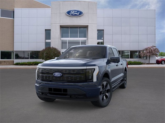 2025 Ford F-150 Lightning Platinum photo 2