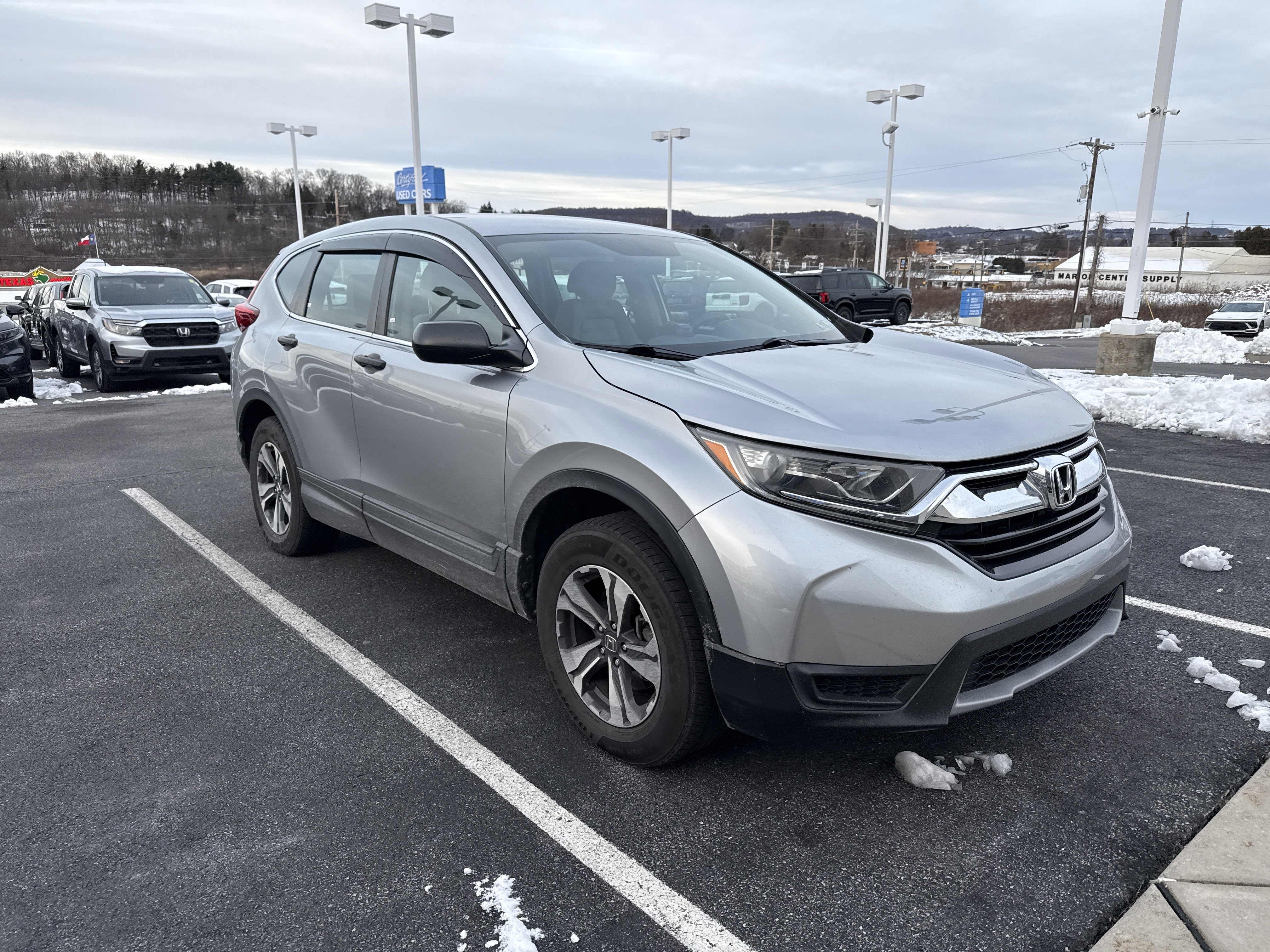 2017 Honda CR-V LX's photo