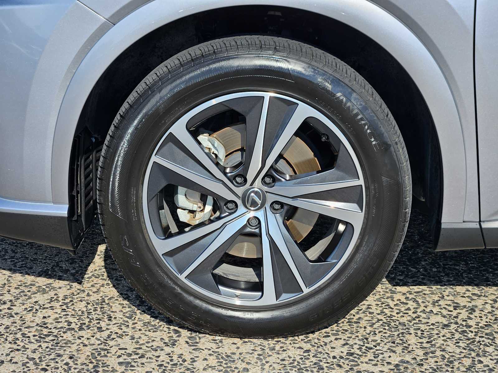 2024 Lexus RX 350 Premium photo 7