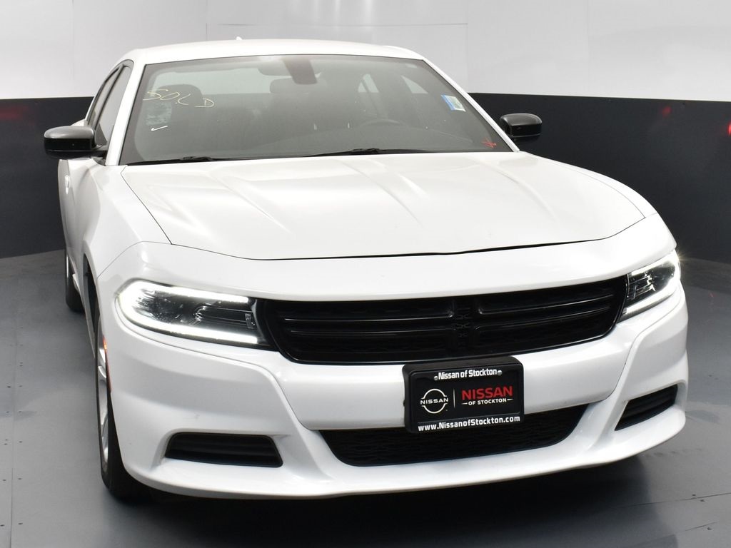 2023 Dodge Charger SXT photo 2