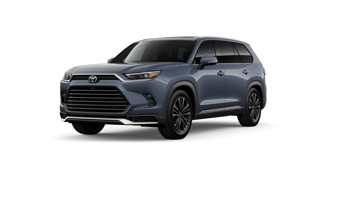 2026 Toyota Grand Highlander Platinum's photo