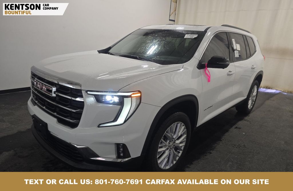2024 GMC Acadia Elevation's photo