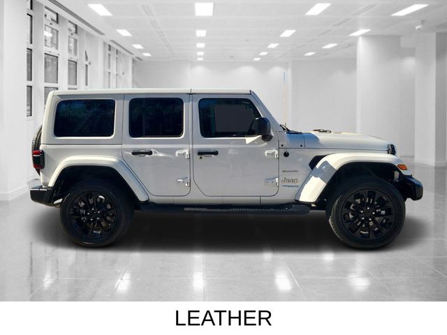 2021 Jeep Wrangler Unlimited Sahara 4xe photo 2
