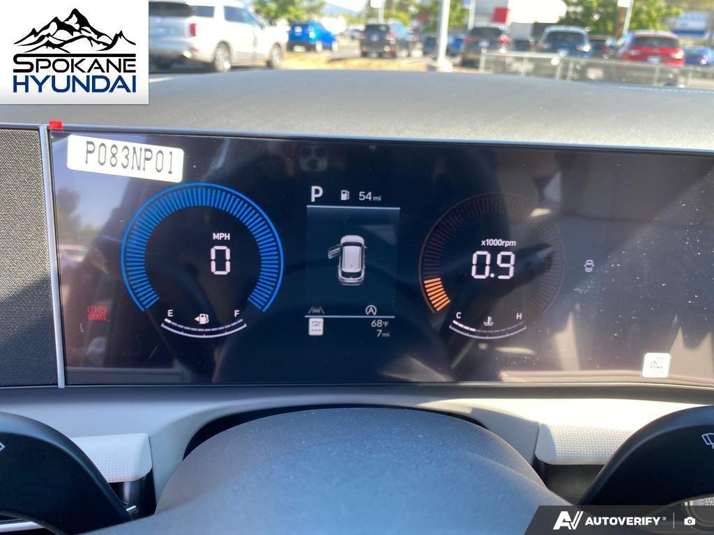 2025 Hyundai Tucson SE photo 17
