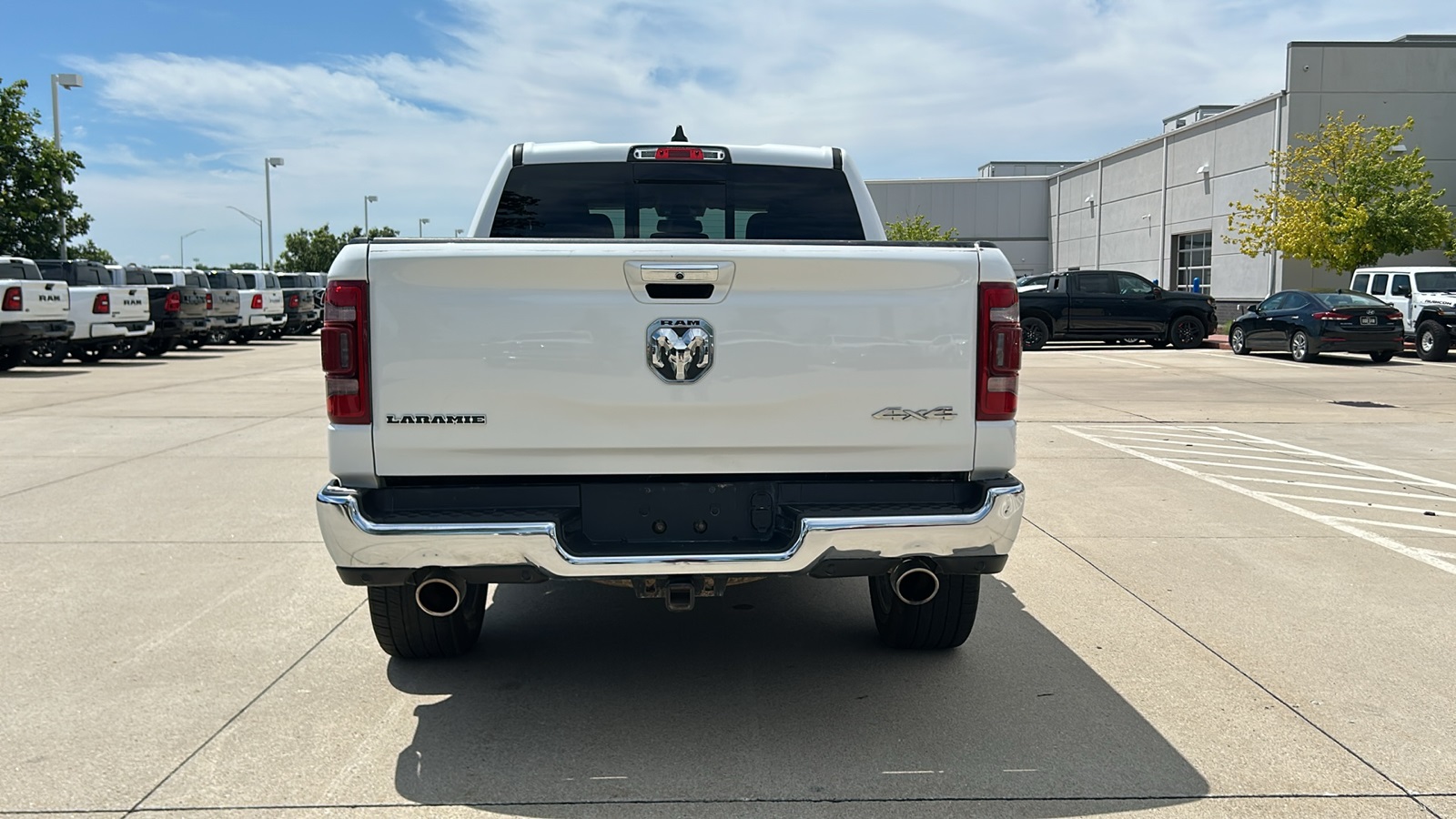 2020 Ram 1500 Laramie photo 3