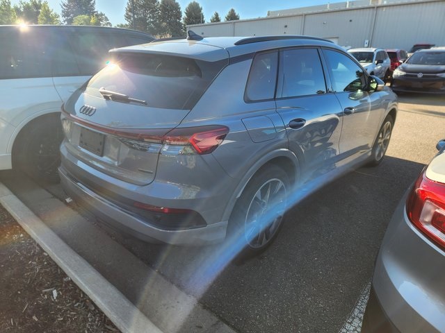 2024 Audi Q4 E-tron Premium Plus photo 4