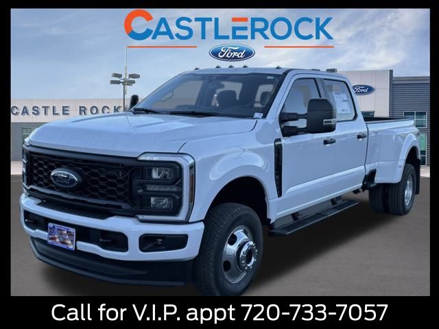 2026 Ford F-350 Super Duty XL's photo