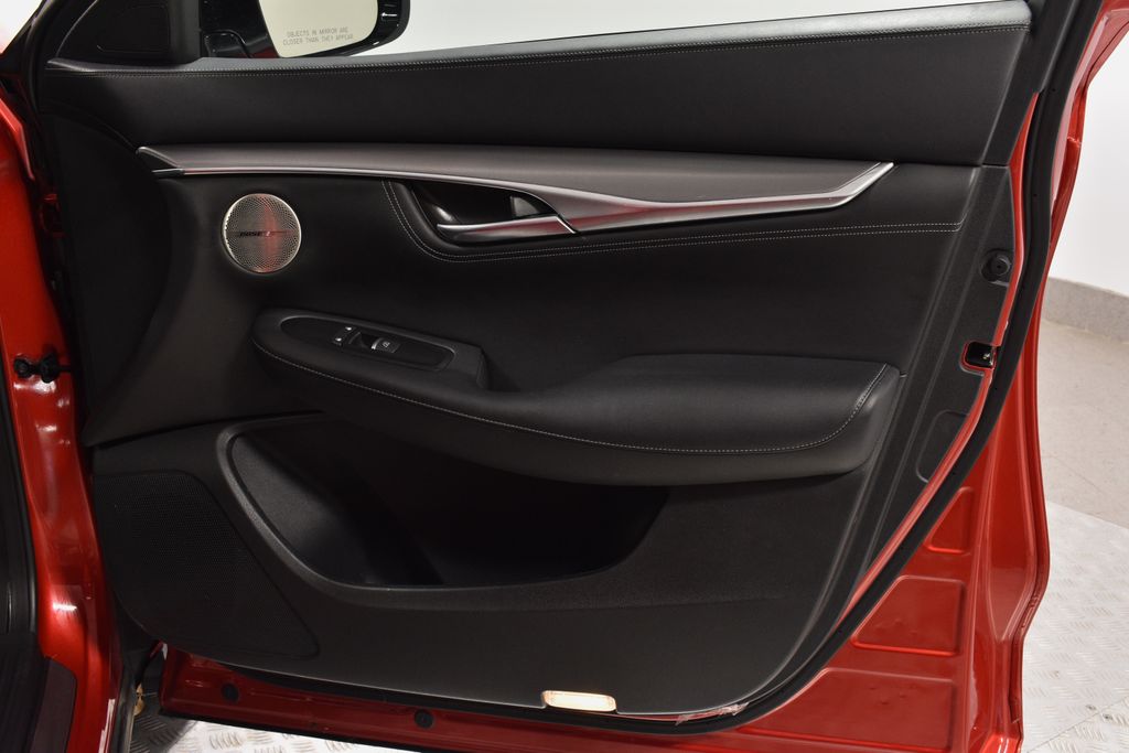 2022 Infiniti QX55 Essential photo 31