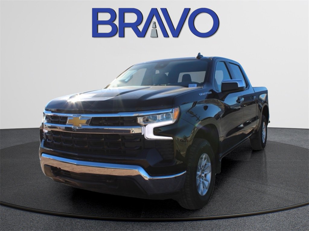 2025 Chevrolet Silverado 1500 LT's photo