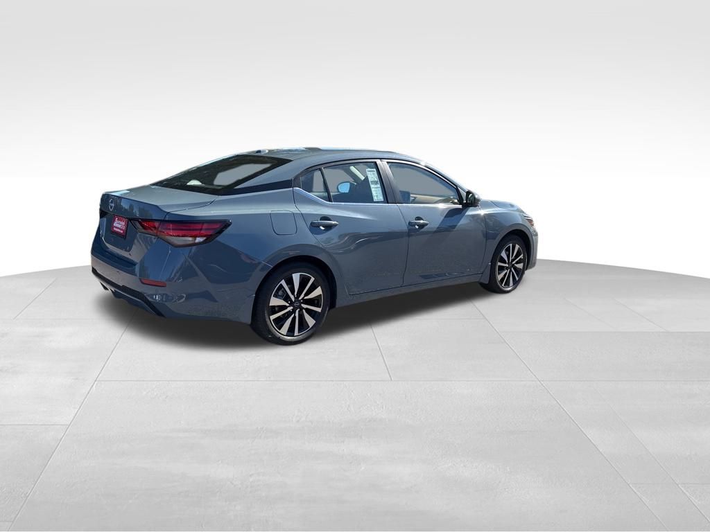 2025 Nissan Sentra SV photo 4