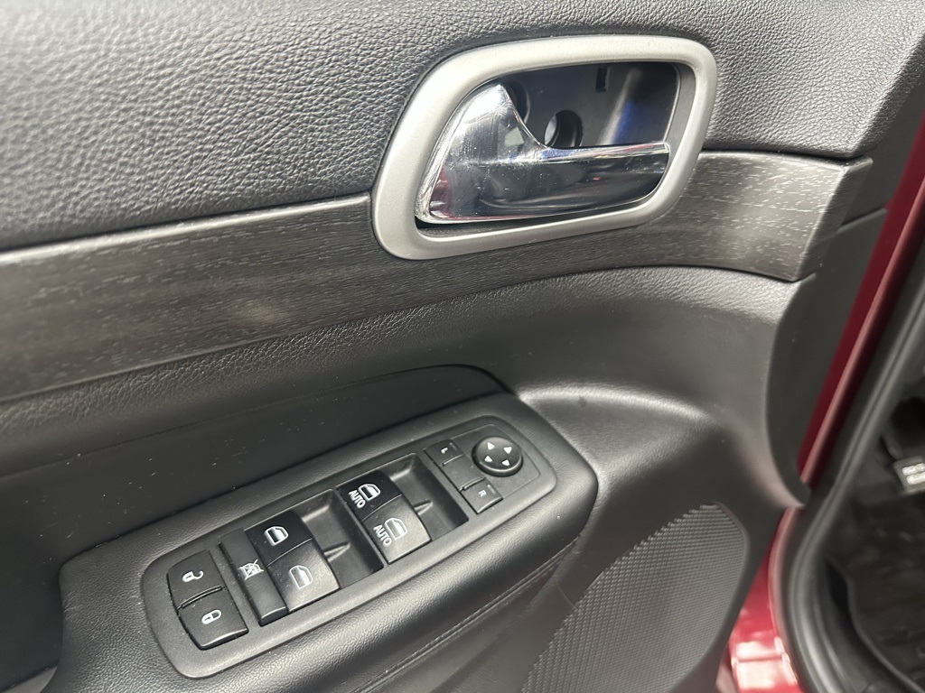 2018 Jeep Grand Cherokee Laredo photo 14