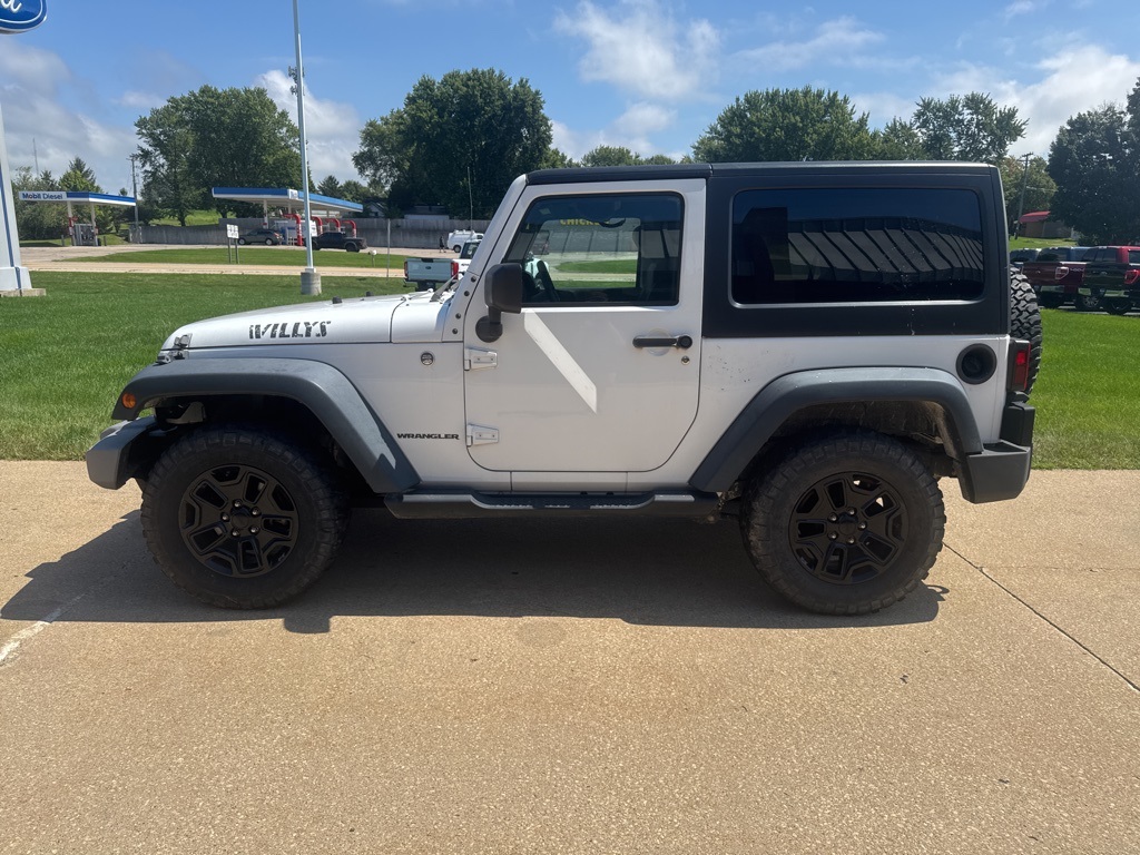 2015 Jeep Wrangler Willys Wheeler photo 4