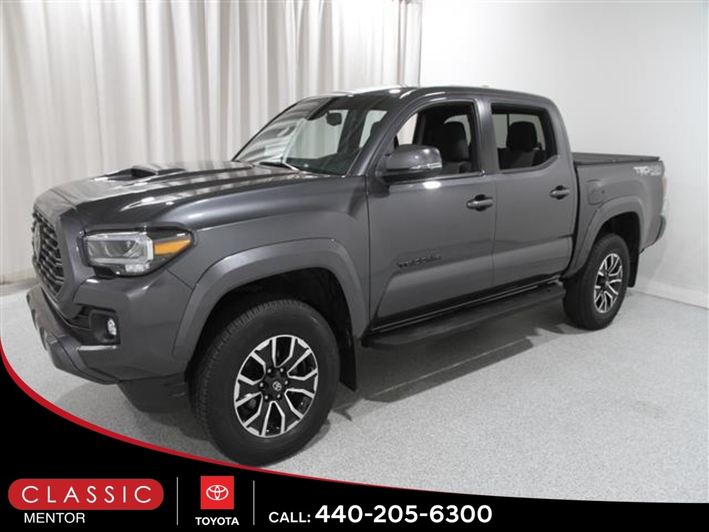 2023 Toyota Tacoma TRD Sport photo 3