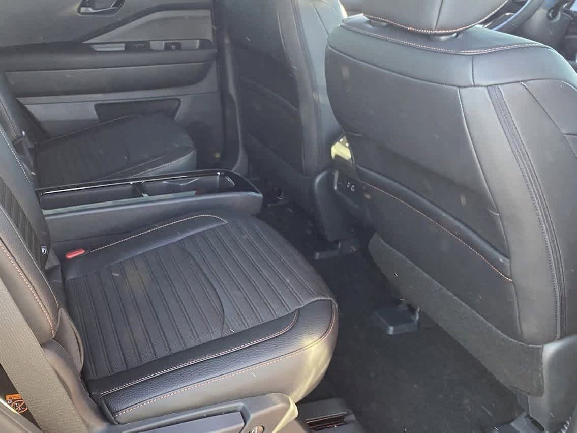 2025 Nissan Pathfinder Rock Creek photo 9