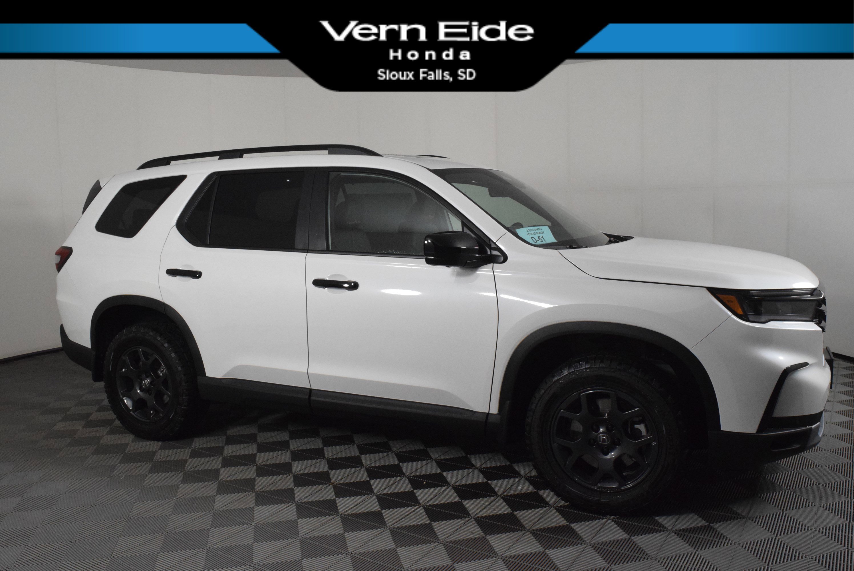 2025 Honda Pilot TrailSport's photo