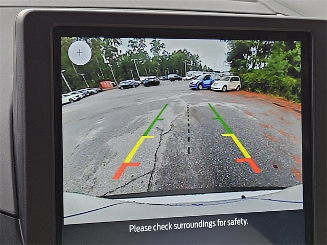 2022 Ford Edge SEL photo 22