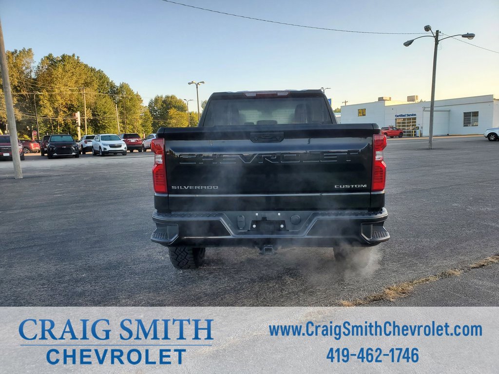 2022 Chevrolet Silverado 1500 Custom Trail Boss photo 5