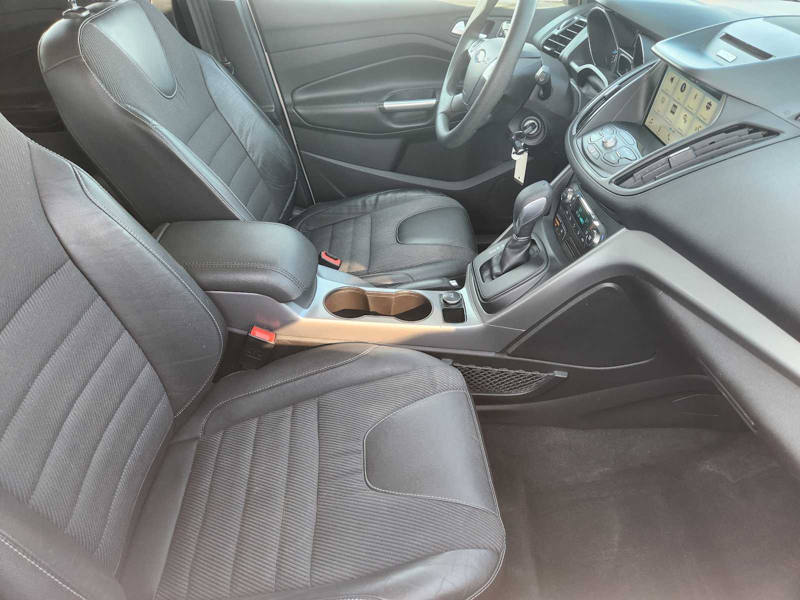2016 Ford Escape SE photo 12