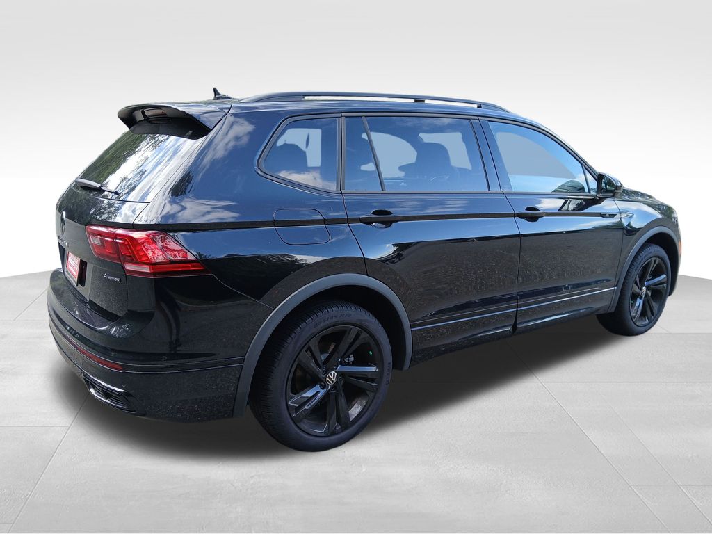 2024 Volkswagen Tiguan SE R-Line Black photo 4